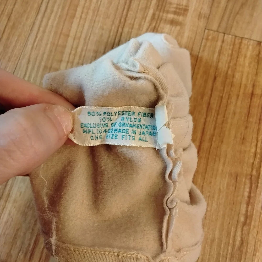 Vintage‑Inspired Beige Ruched Fashion Gloves – Elegant & Cozy One Size